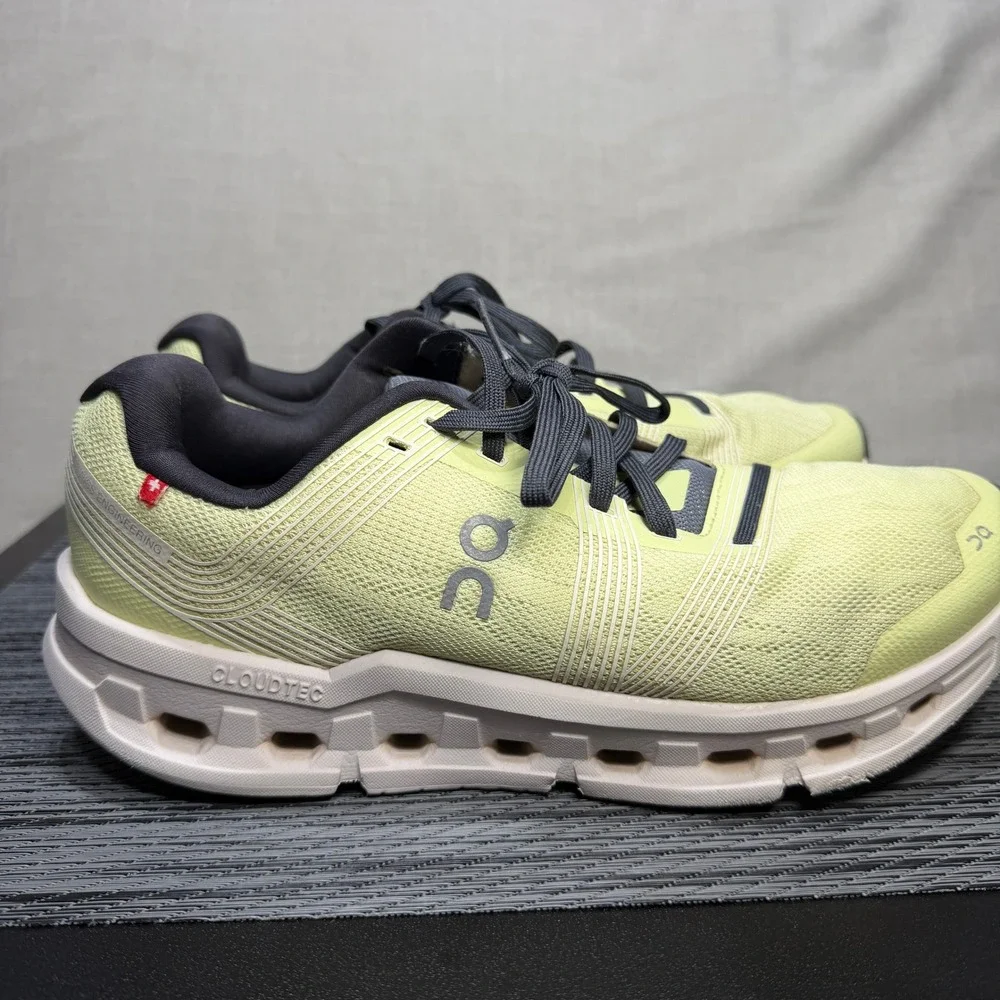 On Running Cloud Cloudgo Shoes - Mens 8.5 - Lime Yellow 55.98091 Athletic